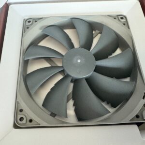 Noctua NF-P14s redux-900, Ultra Quiet Silent Fan, 3-Pin, 900 RPM (140mm, Grey)