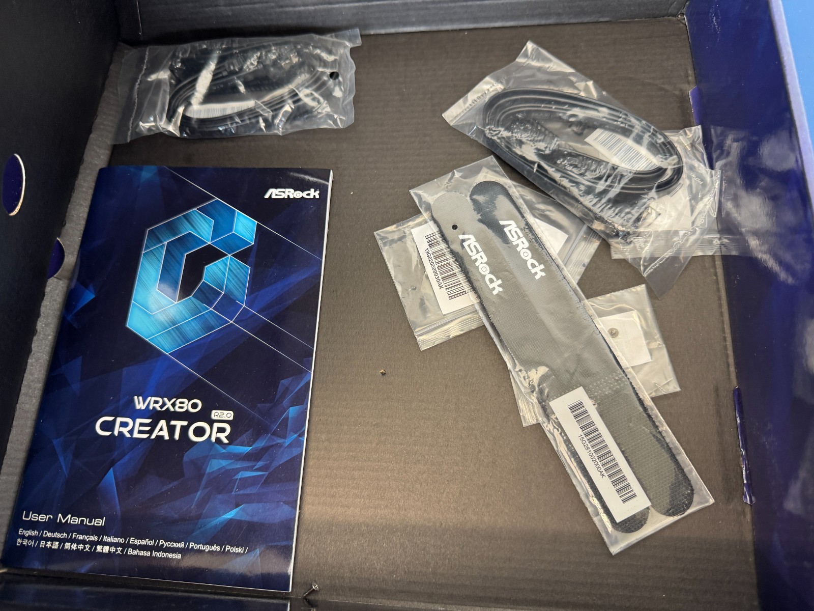 ASRock WRX80 CREATOR R2.0 AMD WRX80 SATA 6Gb/s Extended ATX AMD Motherboard EATX - Image 8