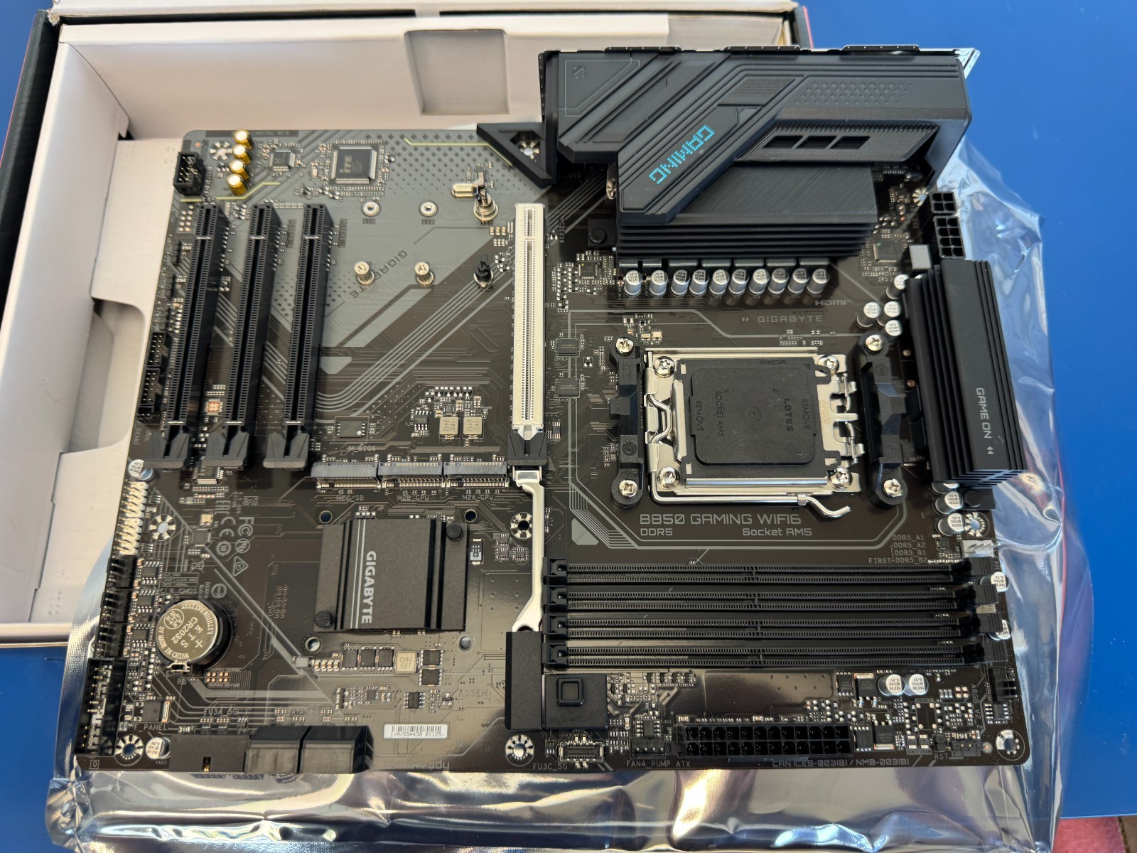 GIGABYTE B850 GAMING WIFI6 AMD AM5 LGA 1718 Motherboard, ATX, DDR5, 3x M.2, PCIe - Image 5