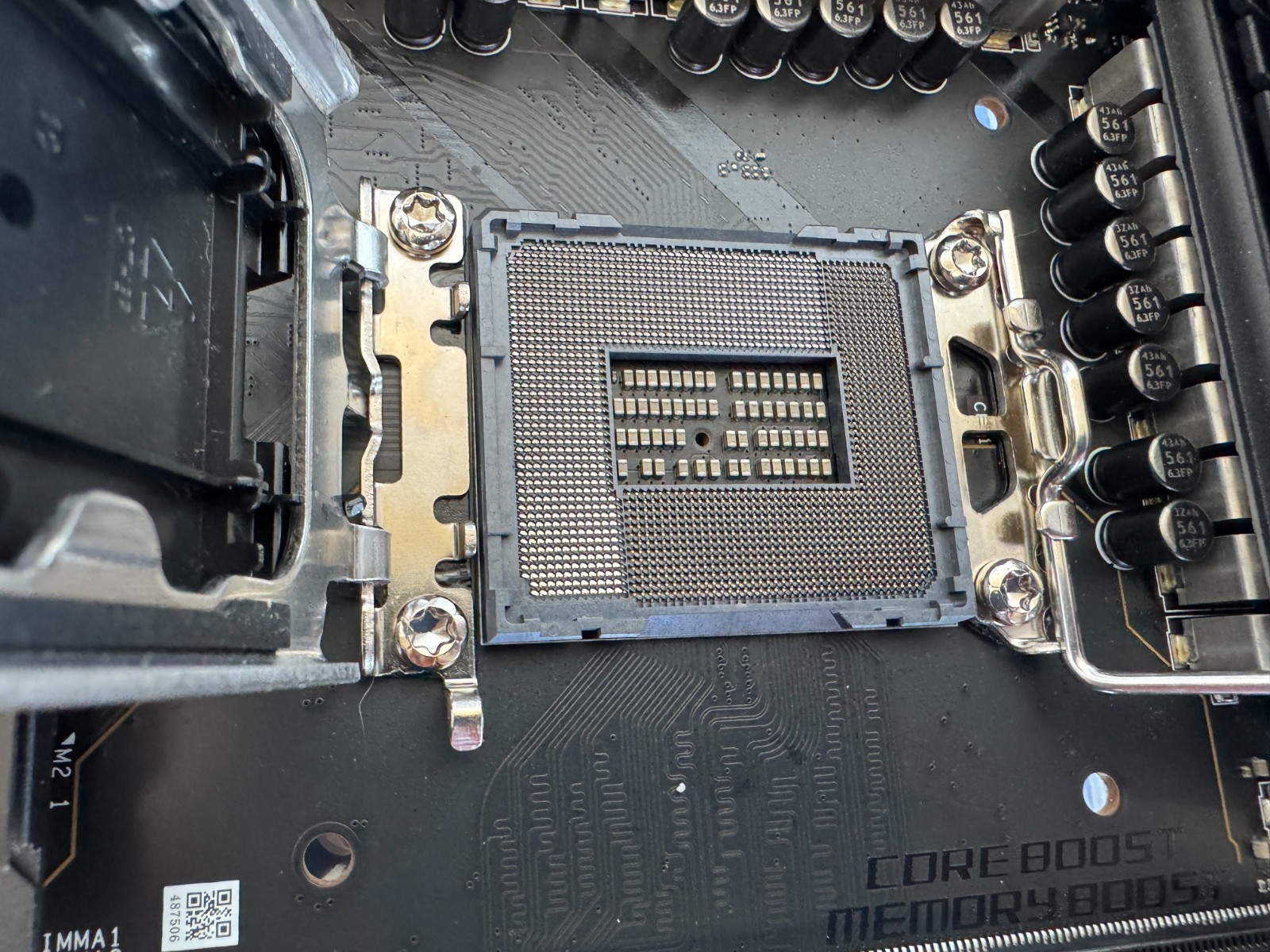 MSI MPG Z790 CARBON MAX WIFI II LGA 1700 DDR5 Intel ATX Motherboard - Image 12