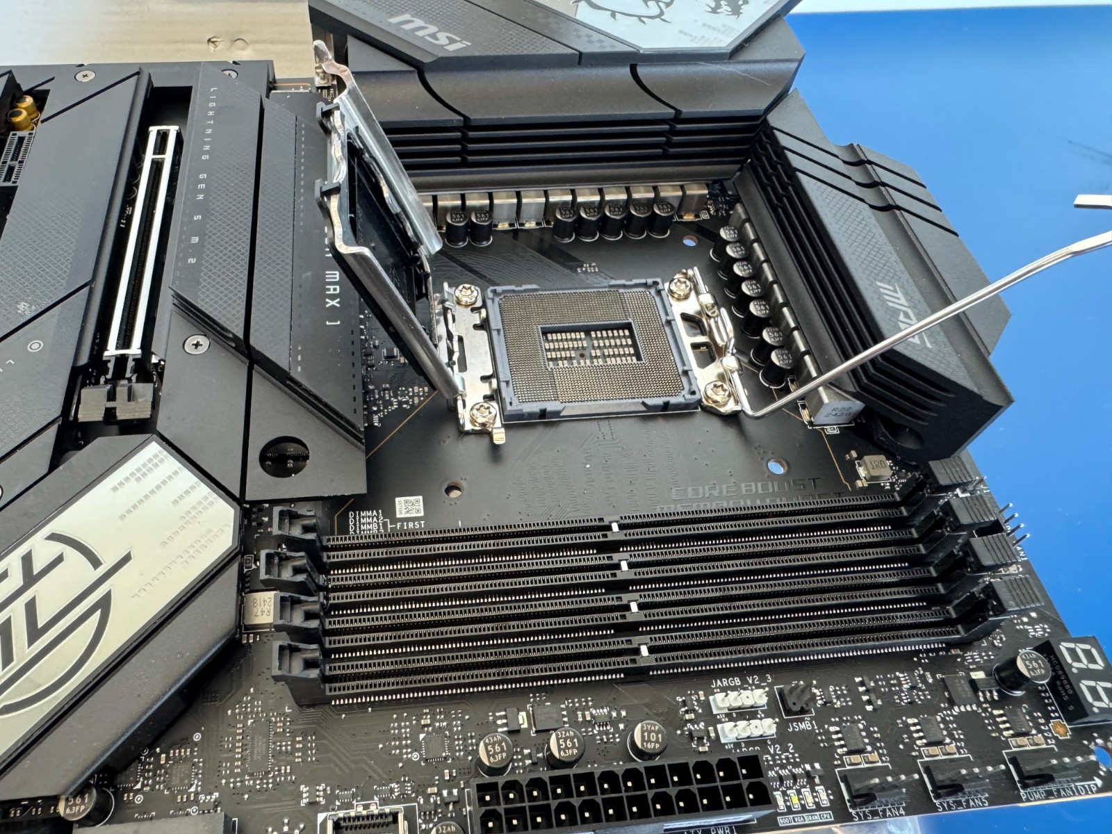 MSI MPG Z790 CARBON MAX WIFI II LGA 1700 DDR5 Intel ATX Motherboard - Image 13