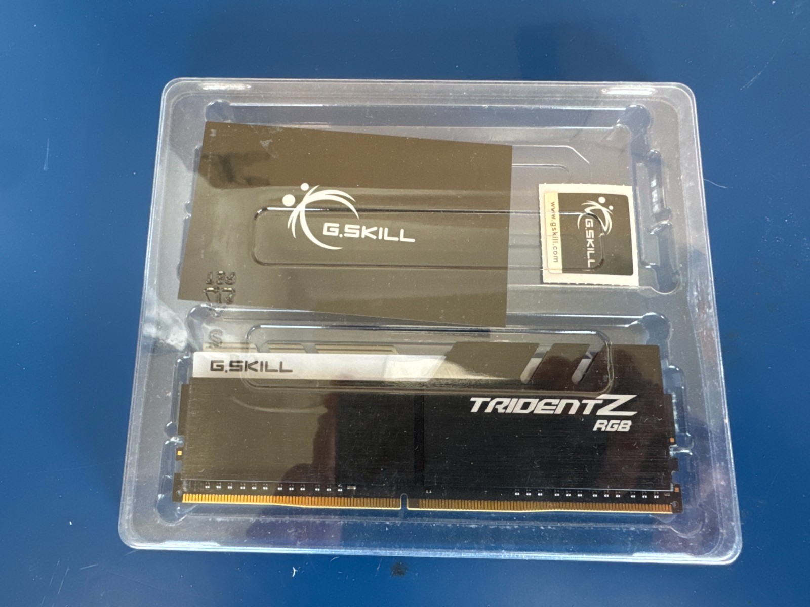 G.Skill Trident Z RGB 16 GB (1 x 16 GB) DDR4 4400 MHz F4-4400C19D memory RAM