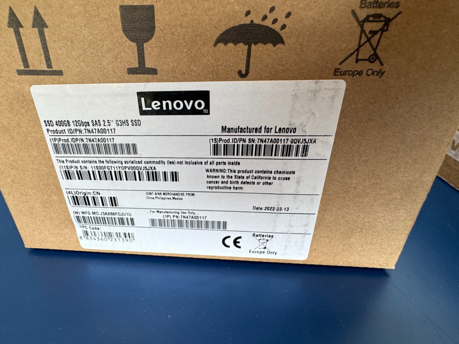 Lenovo 7N47A00117 01GV821 ThinkSystem 2.5" 400GB Mainstream SAS 12Gb HS SSD