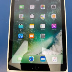 iOS 10.3.2 Apple iPad 5th Generation A1823 32GB Wi-Fi + 4G LTE Cellular 9.7