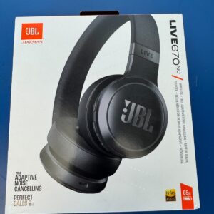 JBL Live 670NC Wireless Bluetooth On-Ear Headphones True Adaptive Noise Cancel™