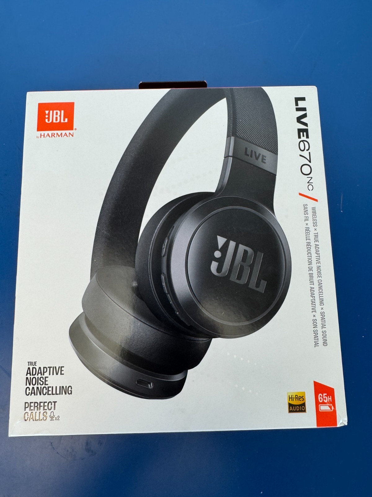 JBL Live 670NC Wireless Bluetooth On-Ear Headphones True Adaptive Noise Cancel™