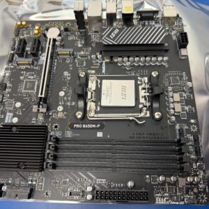 MSI PRO B650M-P AM5 Ryzen 7000 8000 9000 DDR5 SATA 6G 2x M.2 2.5G LAN mATX