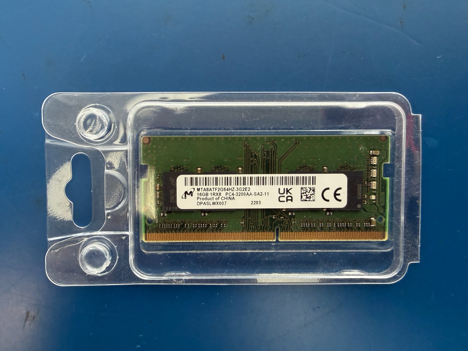 MTA8ATF2G64HZ-3G2E2 Micron 16GB PC4-25600 DDR4-3200MHz non-ECC Unbuffered CL22
