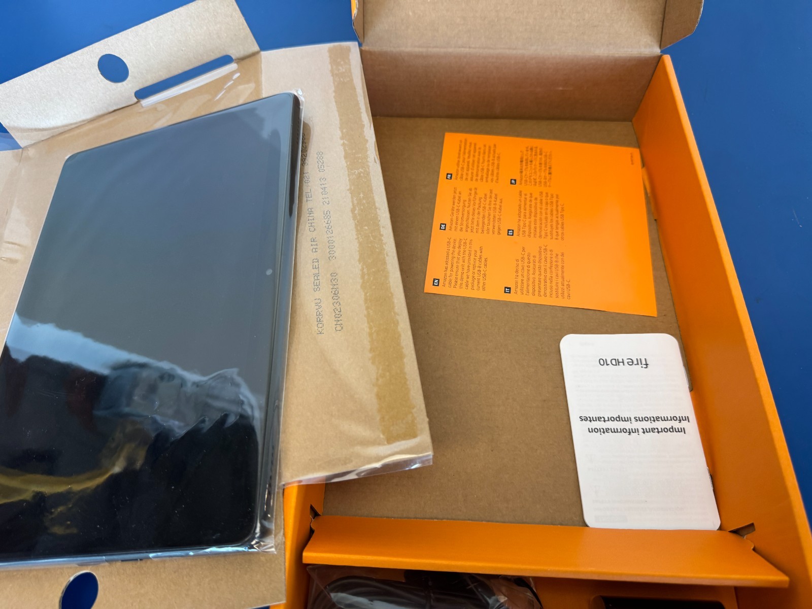 Amazon Fire gen HD 10 (11th Generation) 10.1" 32GB Tablet Black T76N2B ob - Image 5