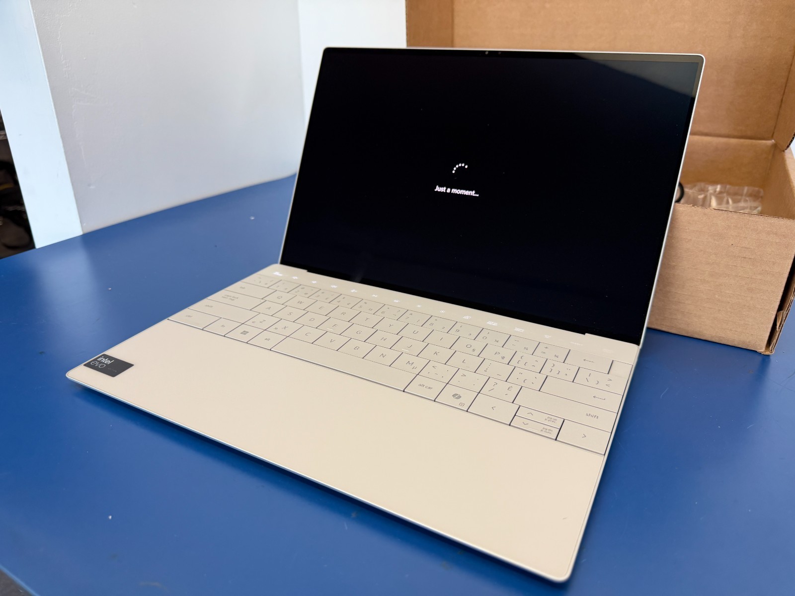 Dell XPS 13.4" Laptop XPS9340-7213SLV (Intel Core Ultra 7 155H/32GB RAM/1TB SSD