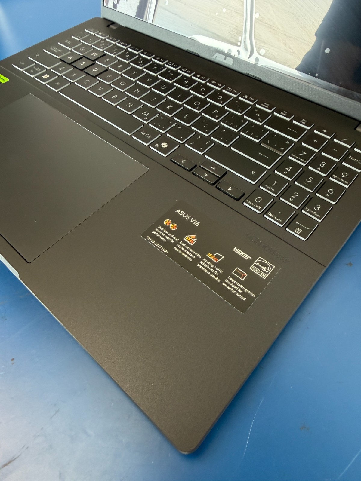 ASUS V16 16" Gaming Laptop Intel Core 5 210H/16GB RAM/512GB SSD GeForce RTX 3050 - Image 6