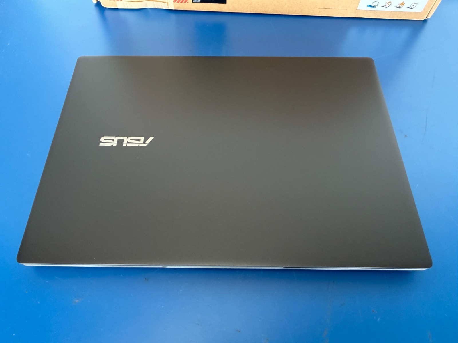 ASUS V16 16" Gaming Laptop Intel Core 5 210H/16GB RAM/512GB SSD GeForce RTX 3050 - Image 12