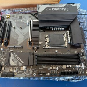 *READ* Gigabyte Intel B760 GAMING X AX LGA 1700 DDR5 ATX Gaming Motherboard