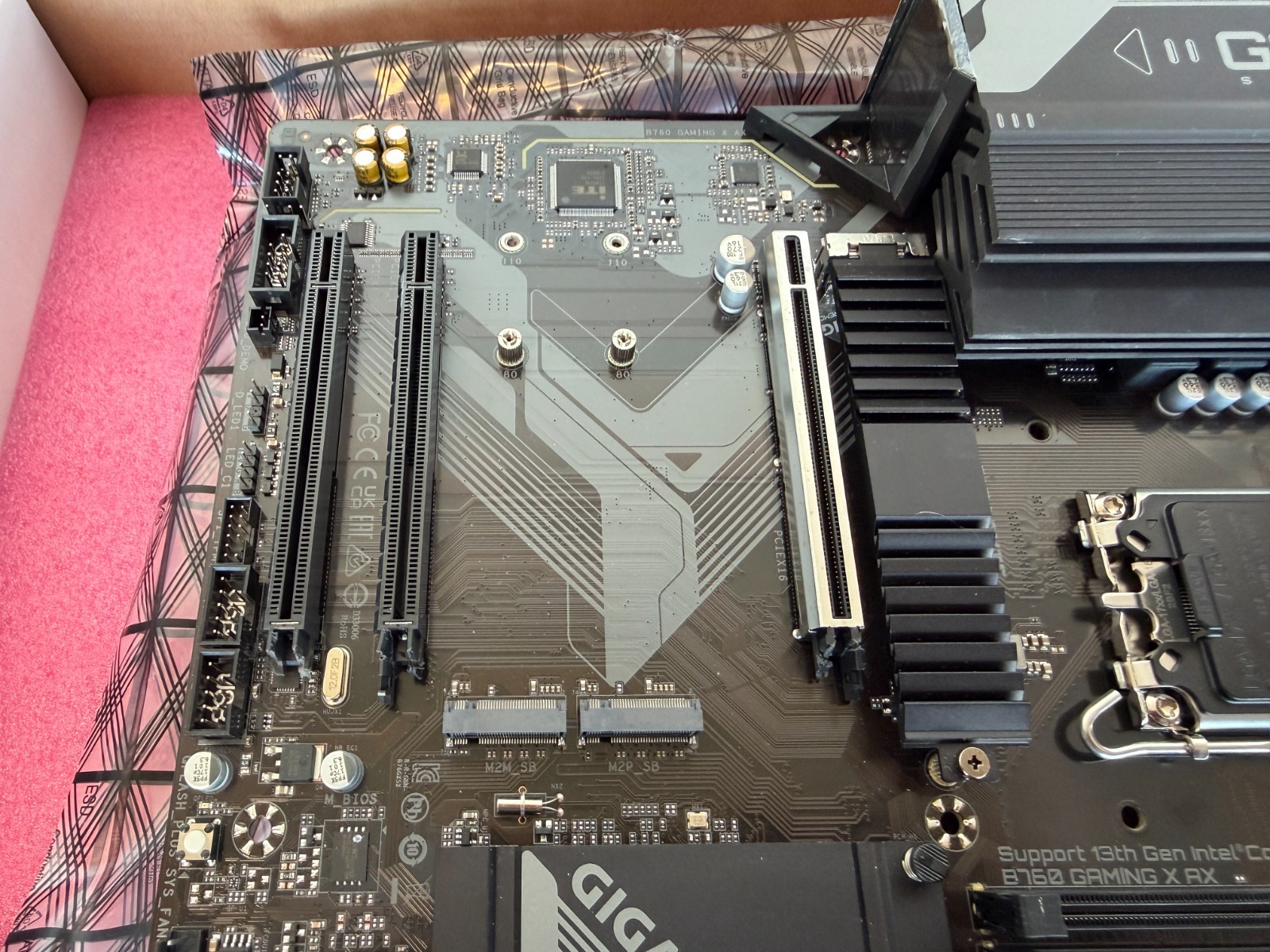 *READ* Gigabyte Intel B760 GAMING X AX LGA 1700 DDR5 ATX Gaming Motherboard - Image 2