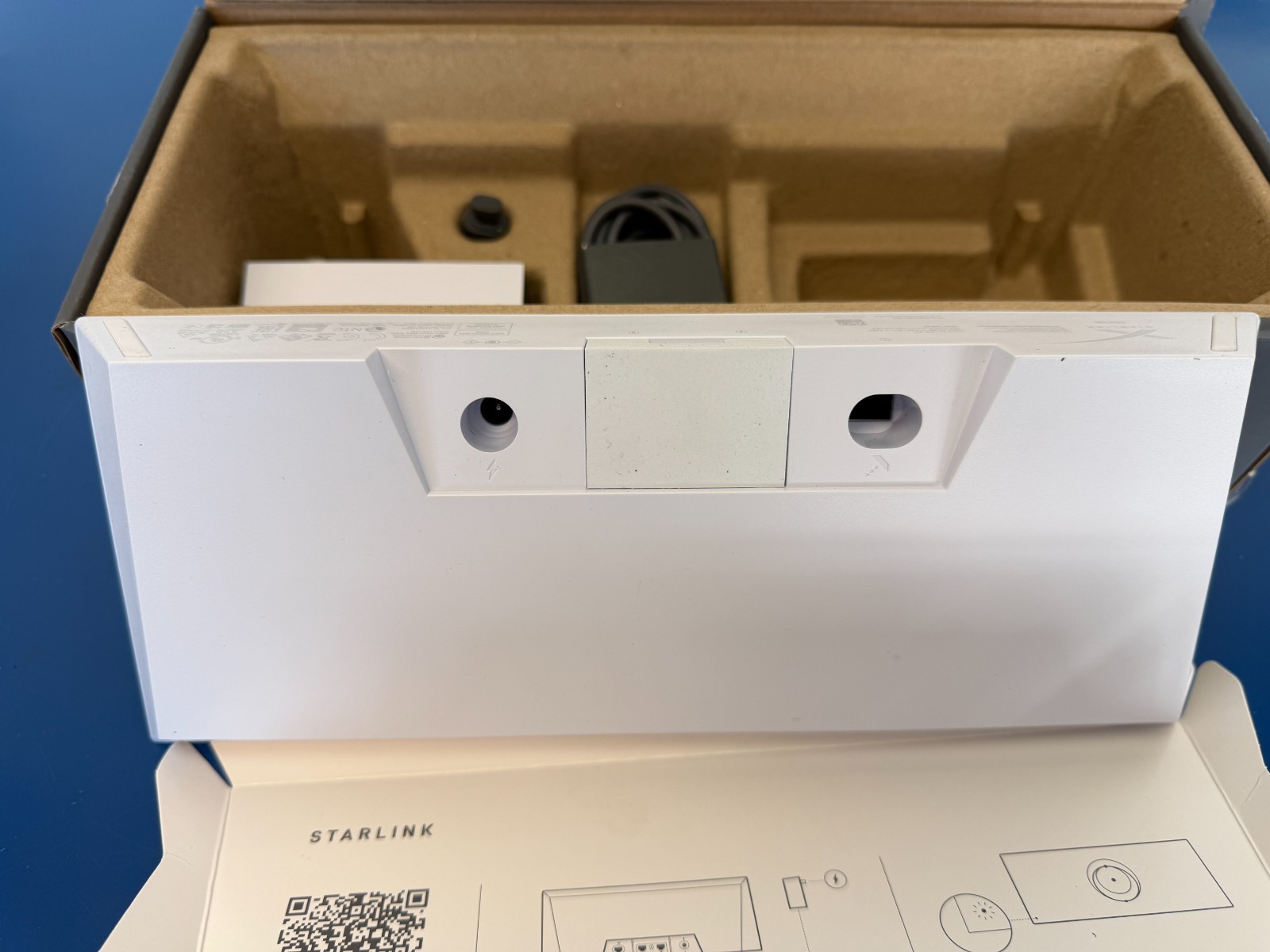 *missing a cable* STARLINK - Gen 3 High Performance Wi-Fi 6 Wireless Router - Image 5
