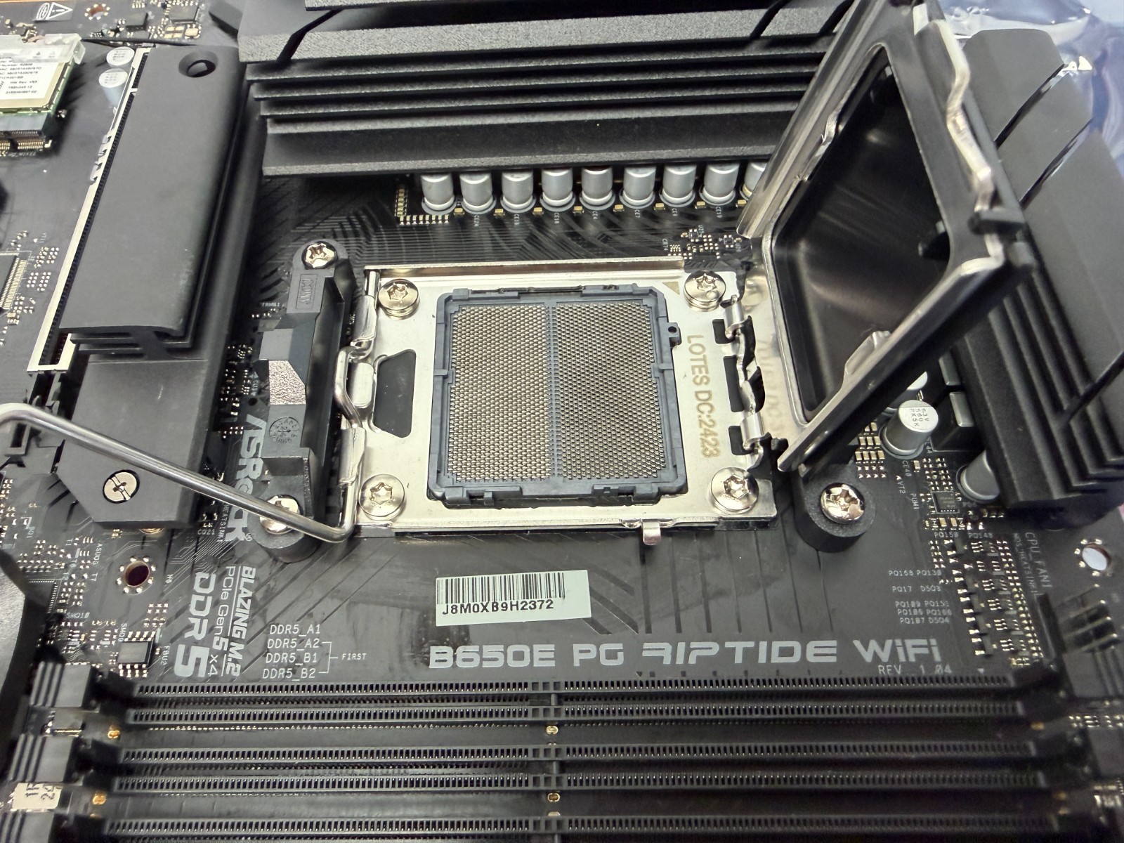 ASROCK B650E PG Riptide WiFi Desktop Motherboard Socket AM5 For AMD B650 - Image 7