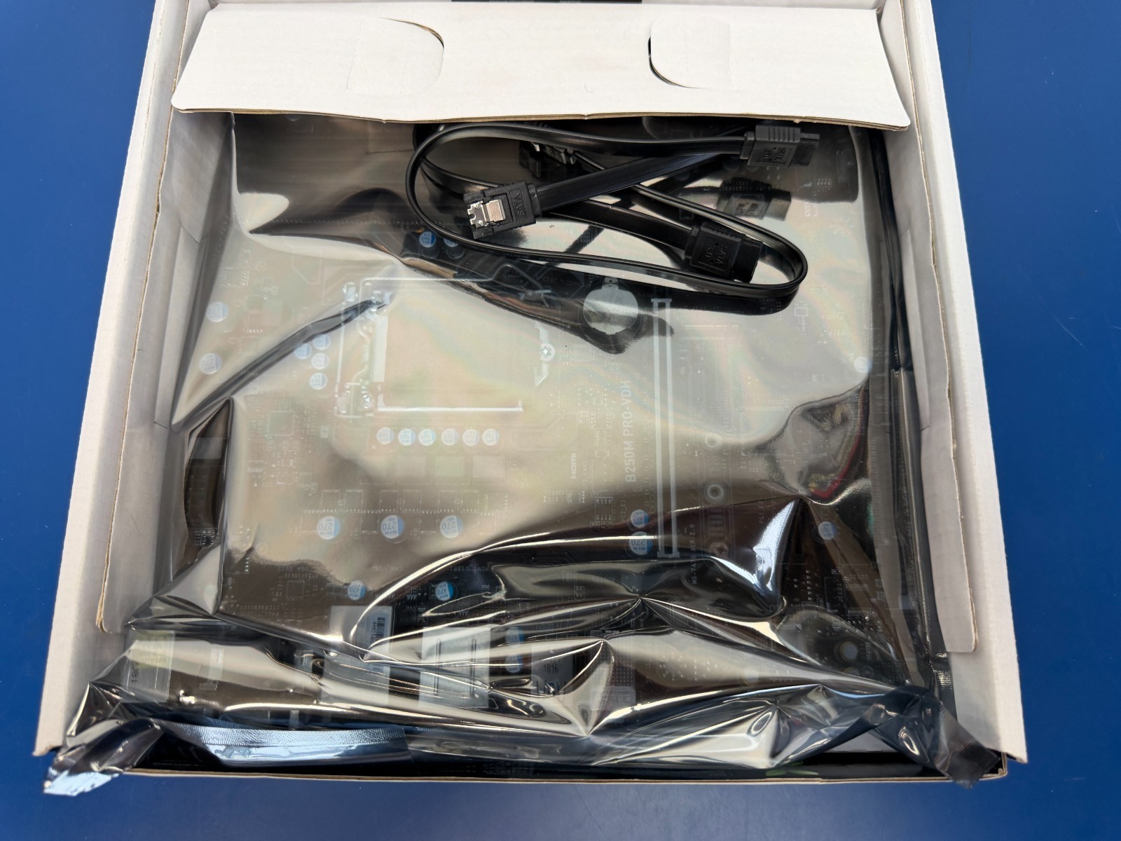 MSI B250M PRO-VDH LGA1151 DDR4 HDMI DVI-D VGA m-ATX Motherboard - Image 4