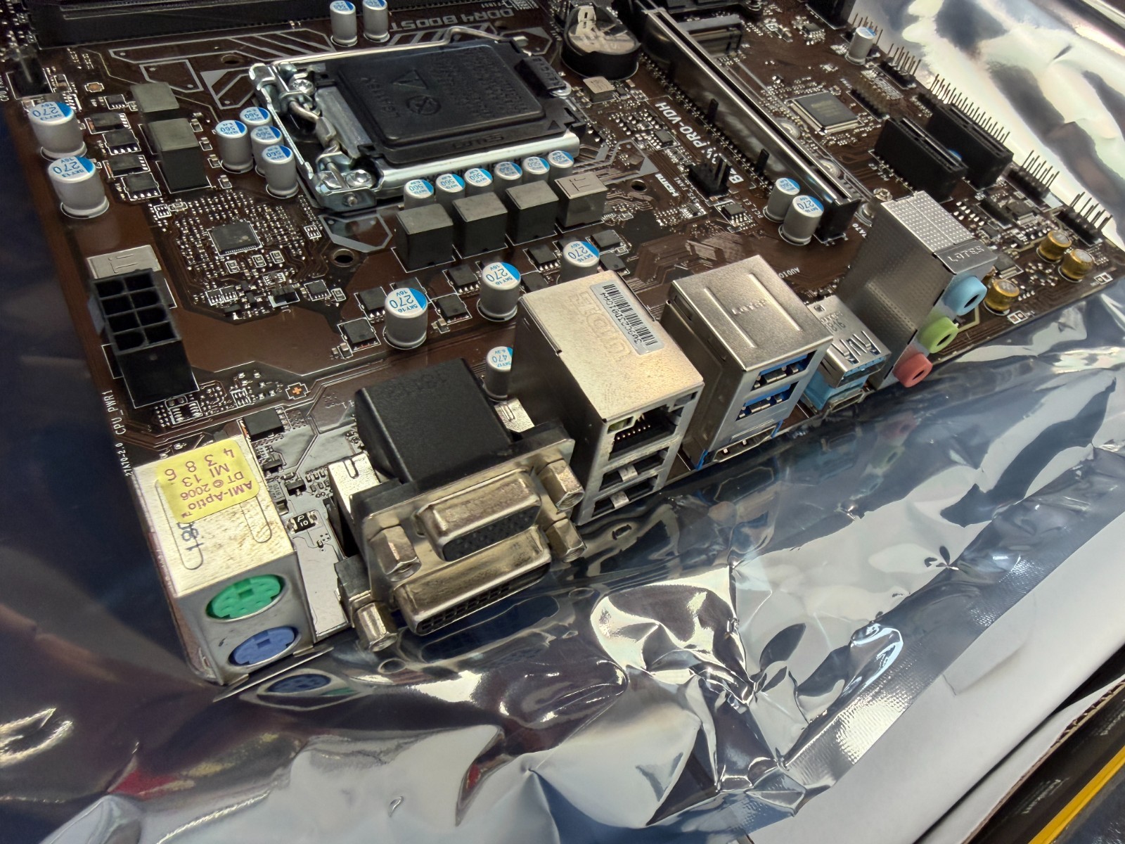 MSI B250M PRO-VDH LGA1151 DDR4 HDMI DVI-D VGA m-ATX Motherboard - Image 5