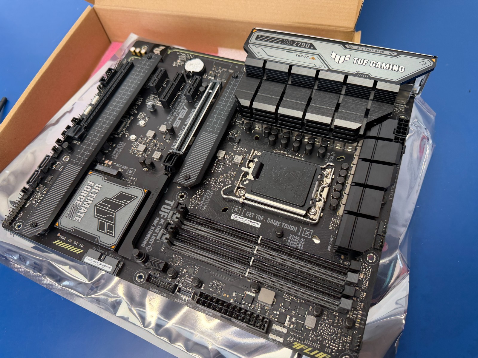 ASUS TUF Gaming Z790-Plus WiFi LGA 1700(Intel®12th, 13th & 14 Gen) ATX gaming