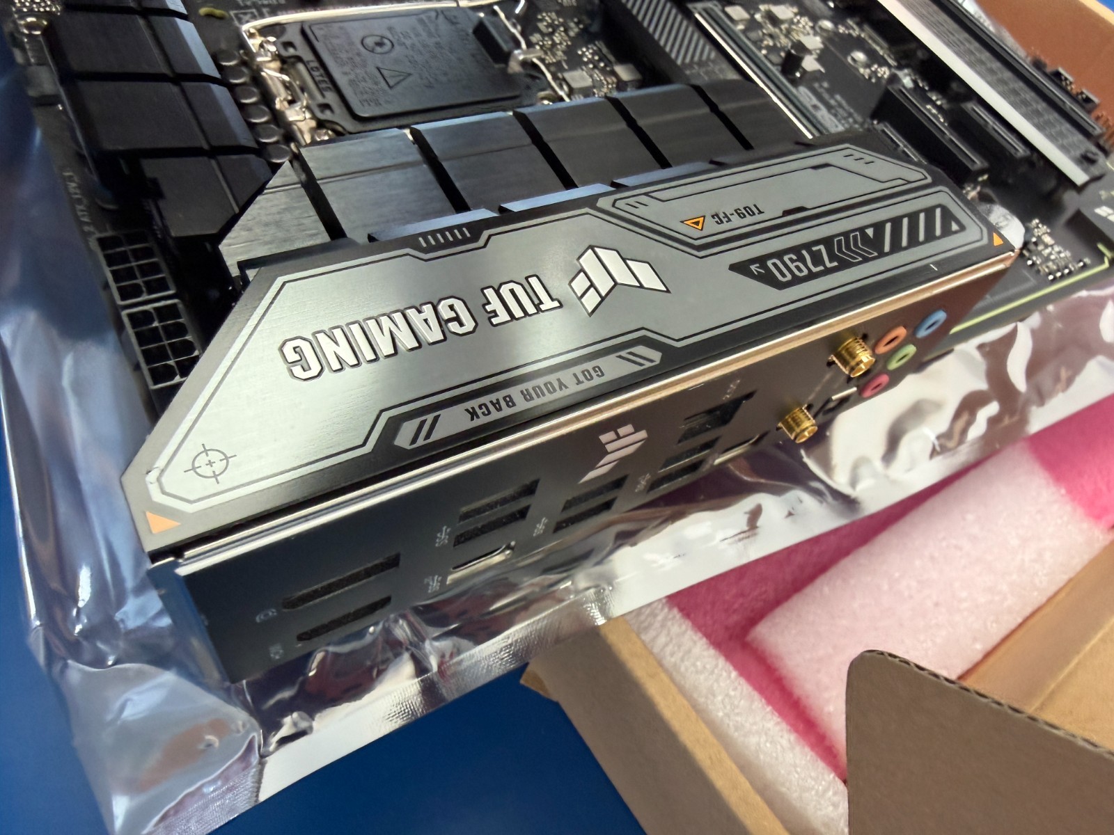 ASUS TUF Gaming Z790-Plus WiFi LGA 1700(Intel®12th, 13th & 14 Gen) ATX gaming - Image 7