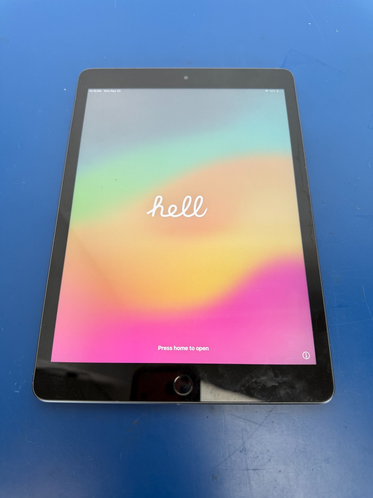 Apple iPad (9th Generation) A2602 256 GB, Wi-Fi, 10.2 in - Space Gray - Image 5