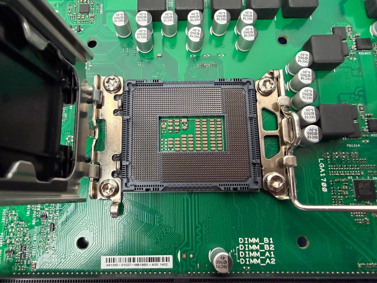 ASUS Pro B660M-C D4-CSM, LGA 1700 microATX Intel Motherboard - Image 8
