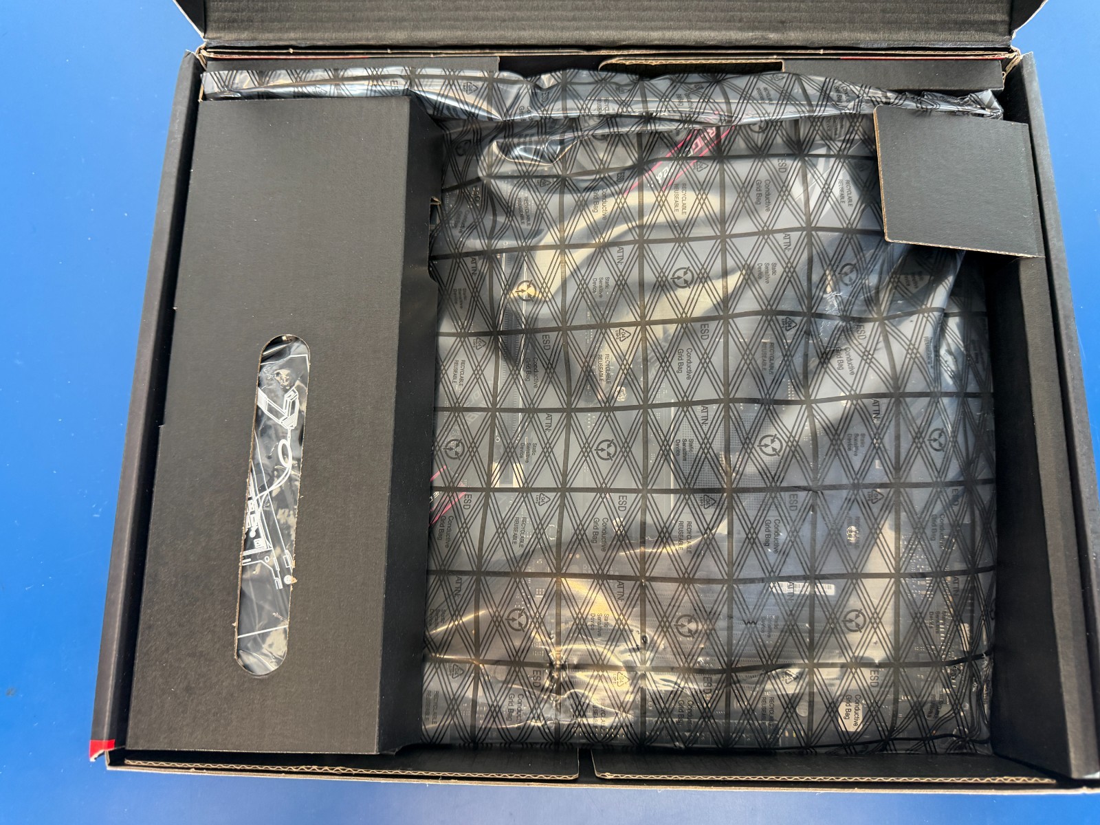 ASUS ROG STRIX B550-F GAMING WIFI II AM4 AMD B550 SATA 6Gb/s ATX AMD Motherboard - Image 3