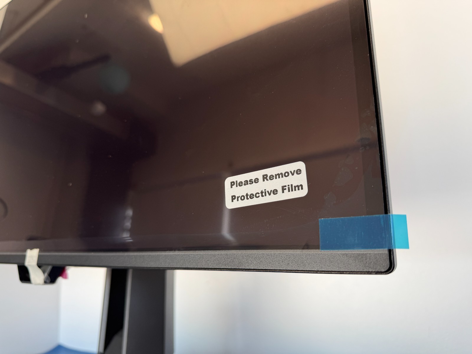 ASUS ROG Swift PG27UCDM 27" 4K OLED Gaming Monitor – 240Hz - Image 9