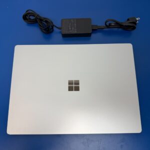 Microsoft Surface Laptop 5 1979 15" Touch i7-1255U 2.60GHz 16GB RAM 512GB SSD