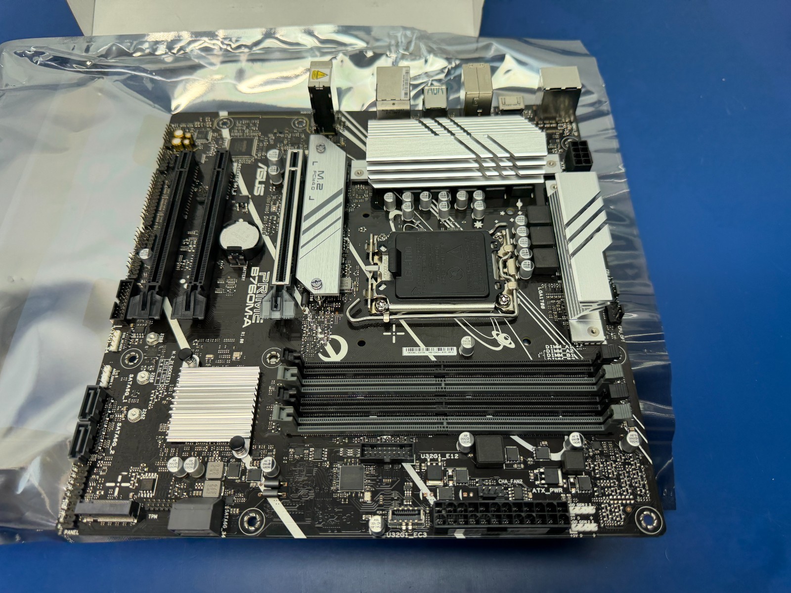 ASUS PRIME B760M-A Intel B760 LGA1700 14th 13th 12th Gen mATX motherboard PCIe 4 - Image 4
