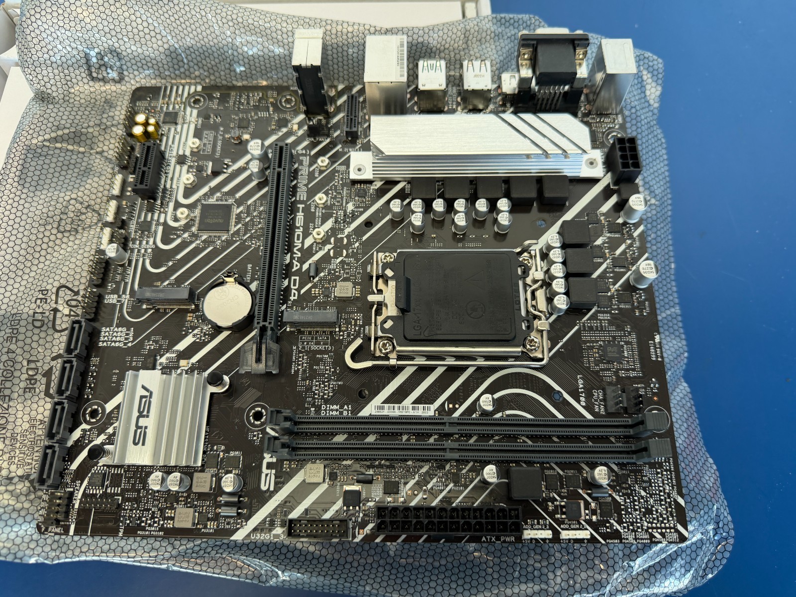 ASUS PRIME H610M-A D4-CSM LGA 1700 (Intel 12th, 13th &14th) Micro-ATX - Image 4