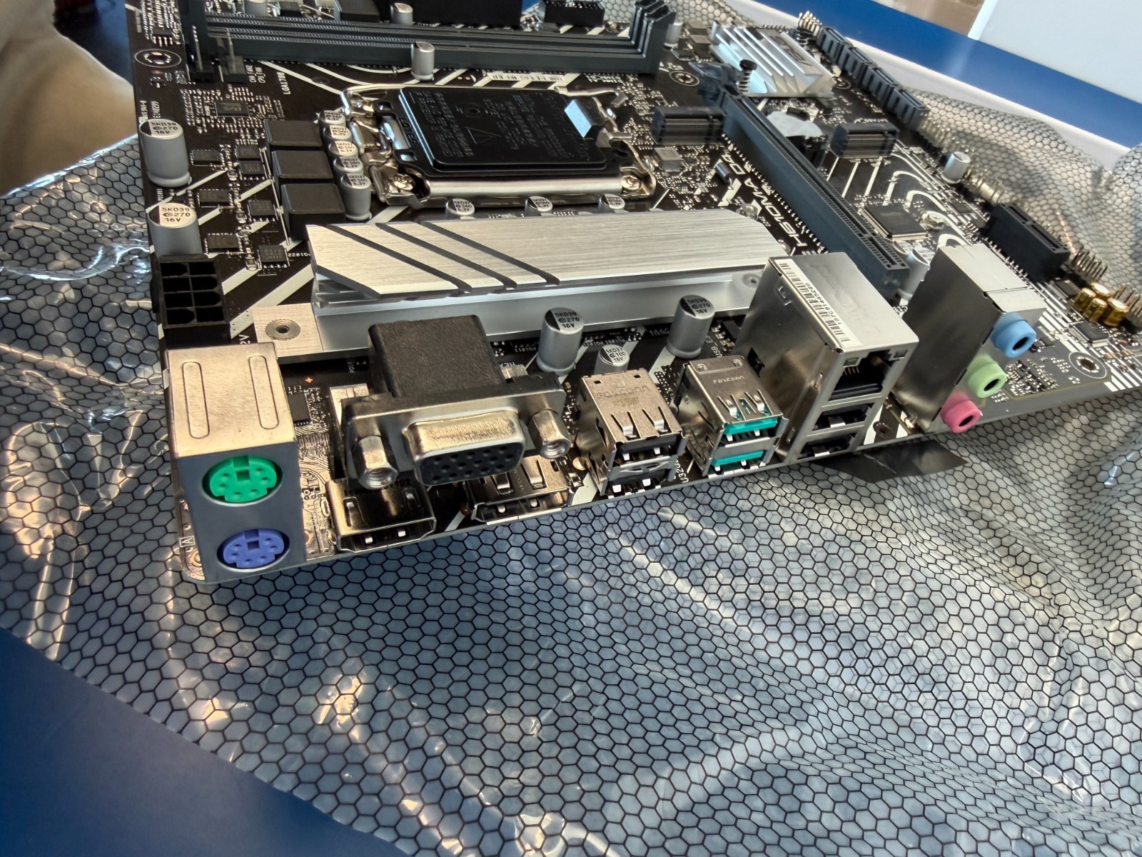 ASUS PRIME H610M-A D4-CSM LGA 1700 (Intel 12th, 13th &14th) Micro-ATX - Image 5