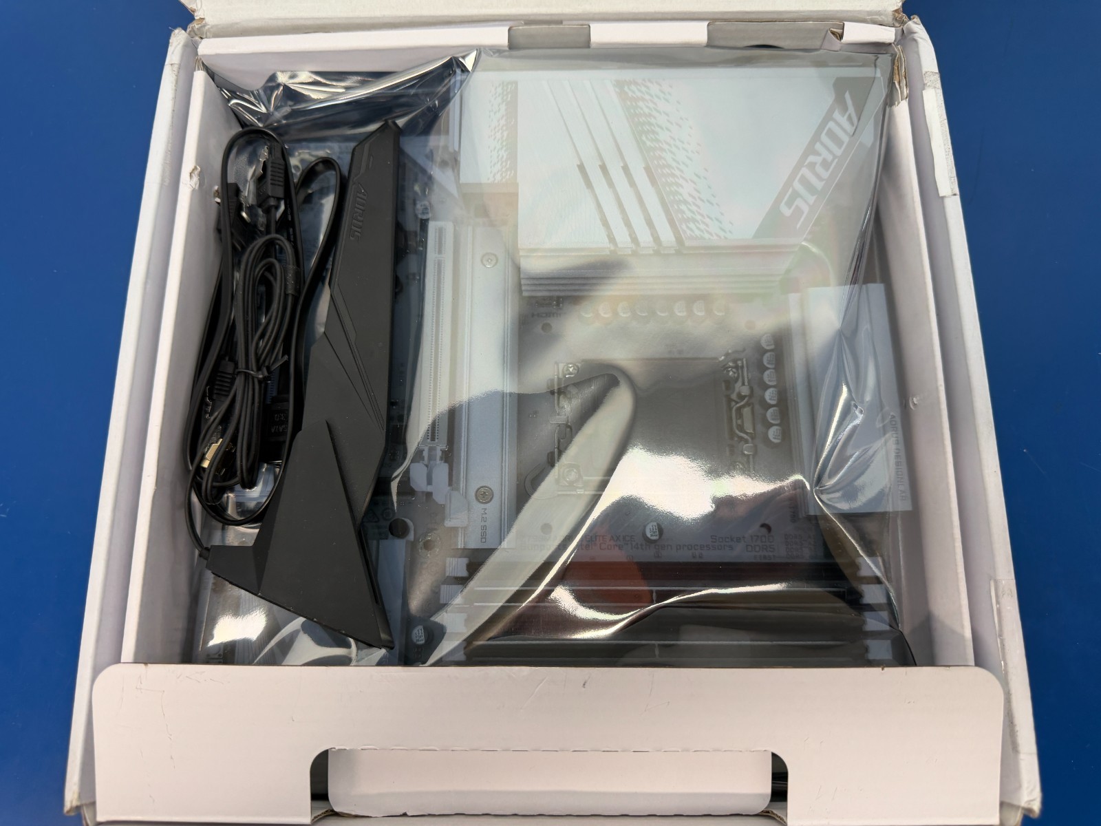 Z790M AORUS Elite AX ICE LGA 1700 Intel Z790 M-ATX Motherboard with DDR5 - Image 3