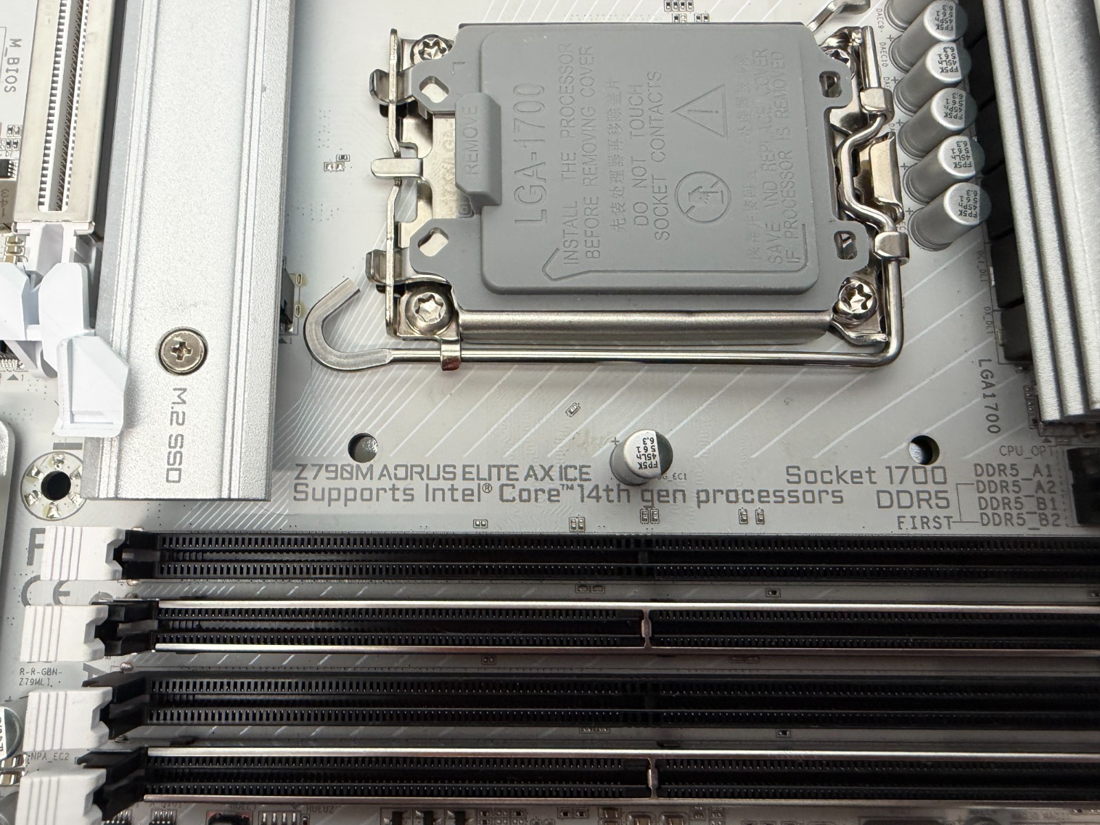 Z790M AORUS Elite AX ICE LGA 1700 Intel Z790 M-ATX Motherboard with DDR5 - Image 6