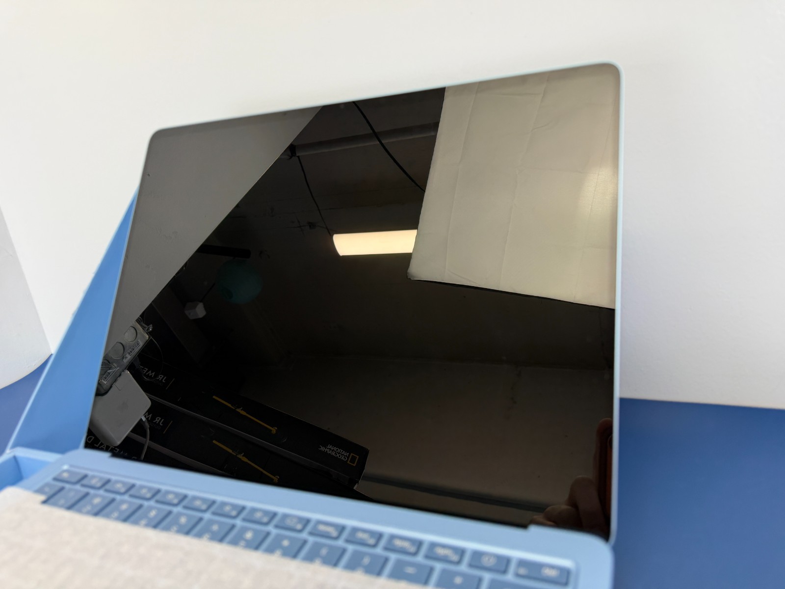 Microsoft Surface Laptop 7th Edition 2036 Snapdragon X Plus 16GB RAM 512GB SSD - Image 13