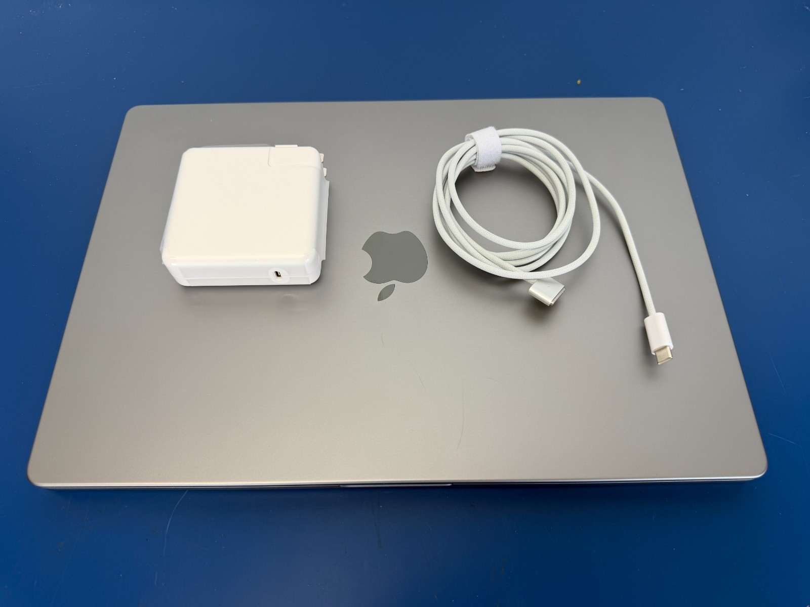 2021 Apple M1 Pro MacBook Pro 16" 16GB/512GB SSD - (Space Gray) A2485 - Image 3
