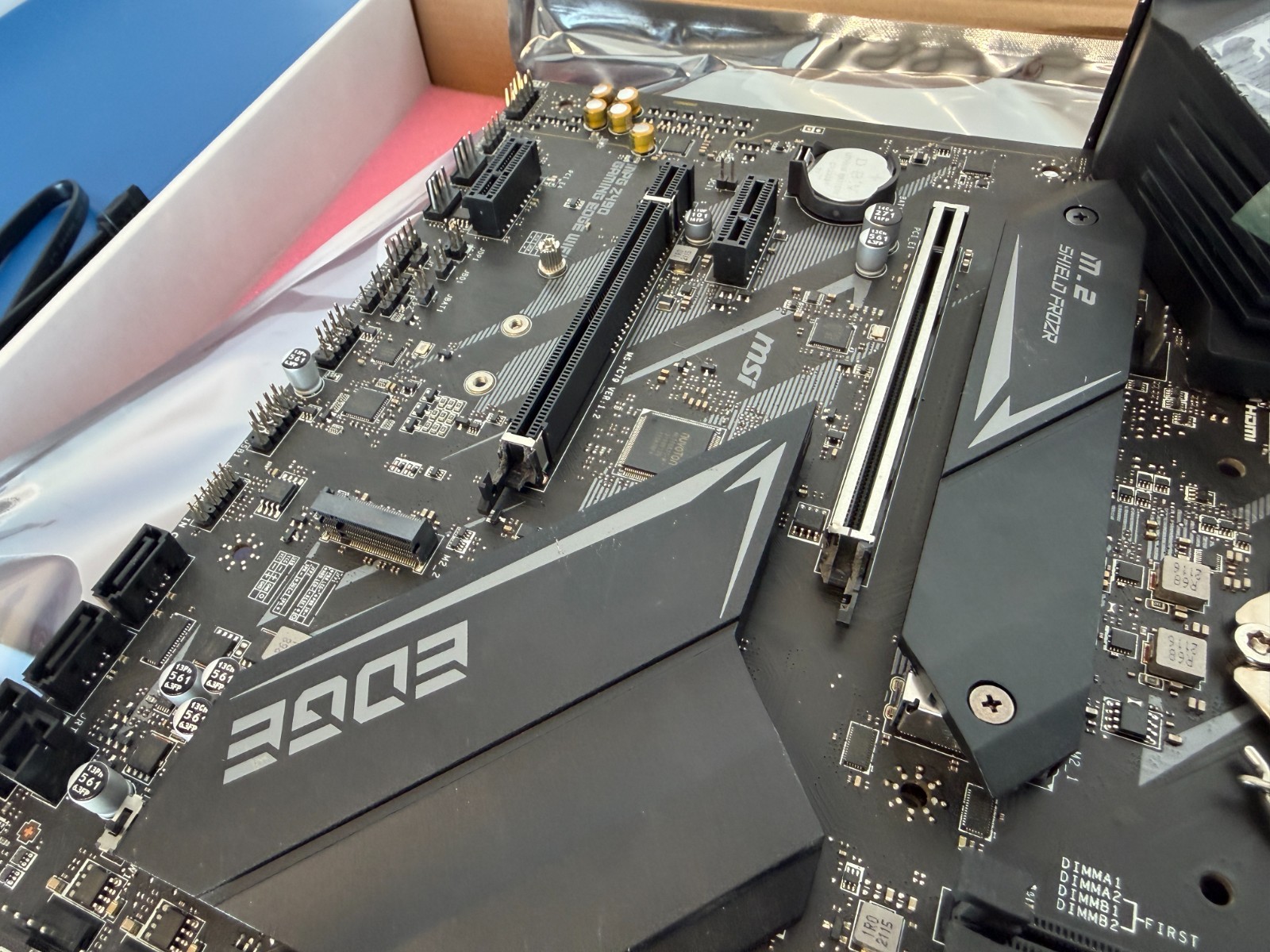 *READ* MSI MPG Z490 Gaming Edge WiFi LGA 1200, Intel ATX Motherboard - Image 4