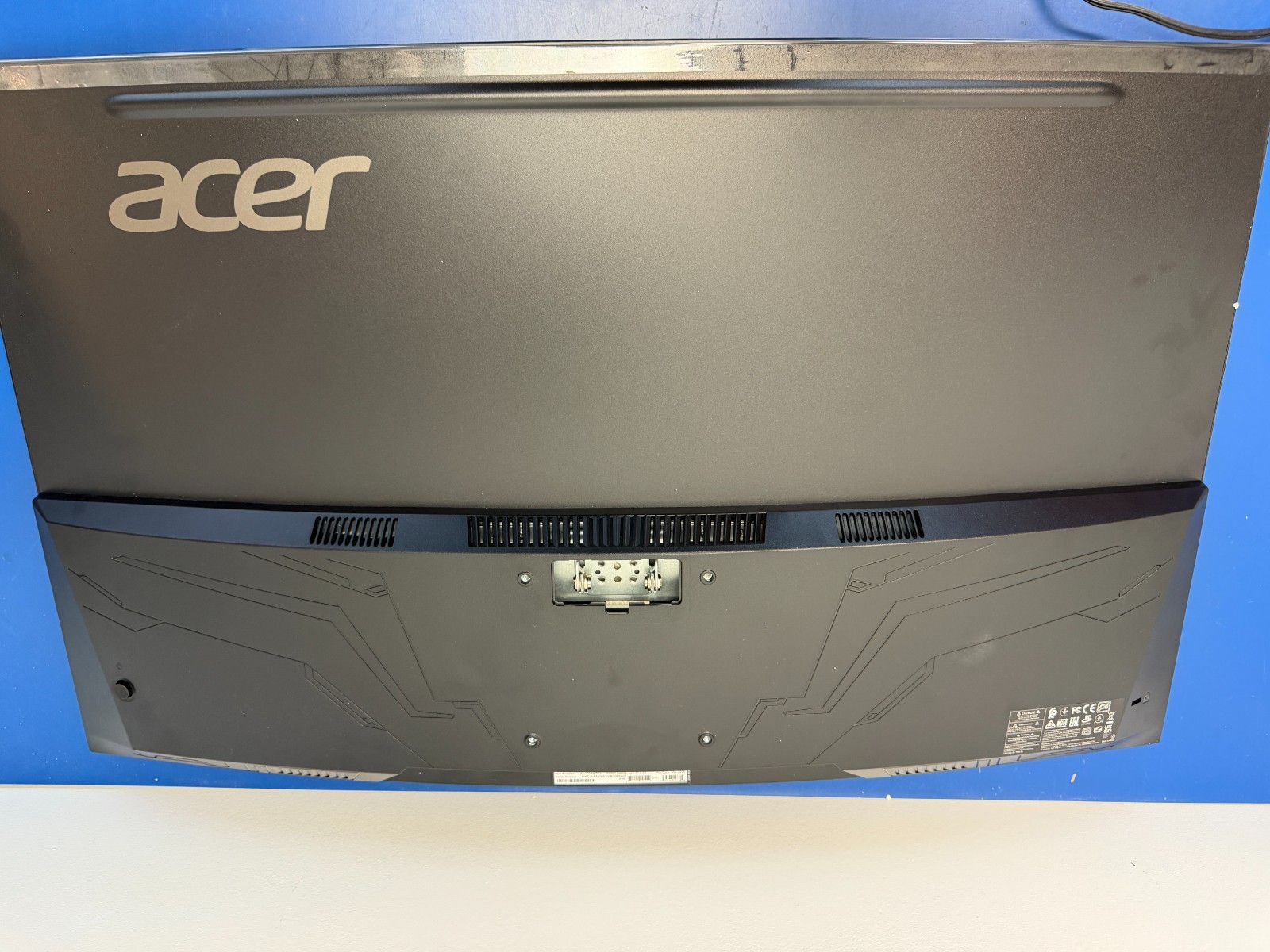 Acer Nitro 31.5 ED320QR 165Hz Full HD LCD Gaming Monitor FHD 1920x1080 mint - Image 12