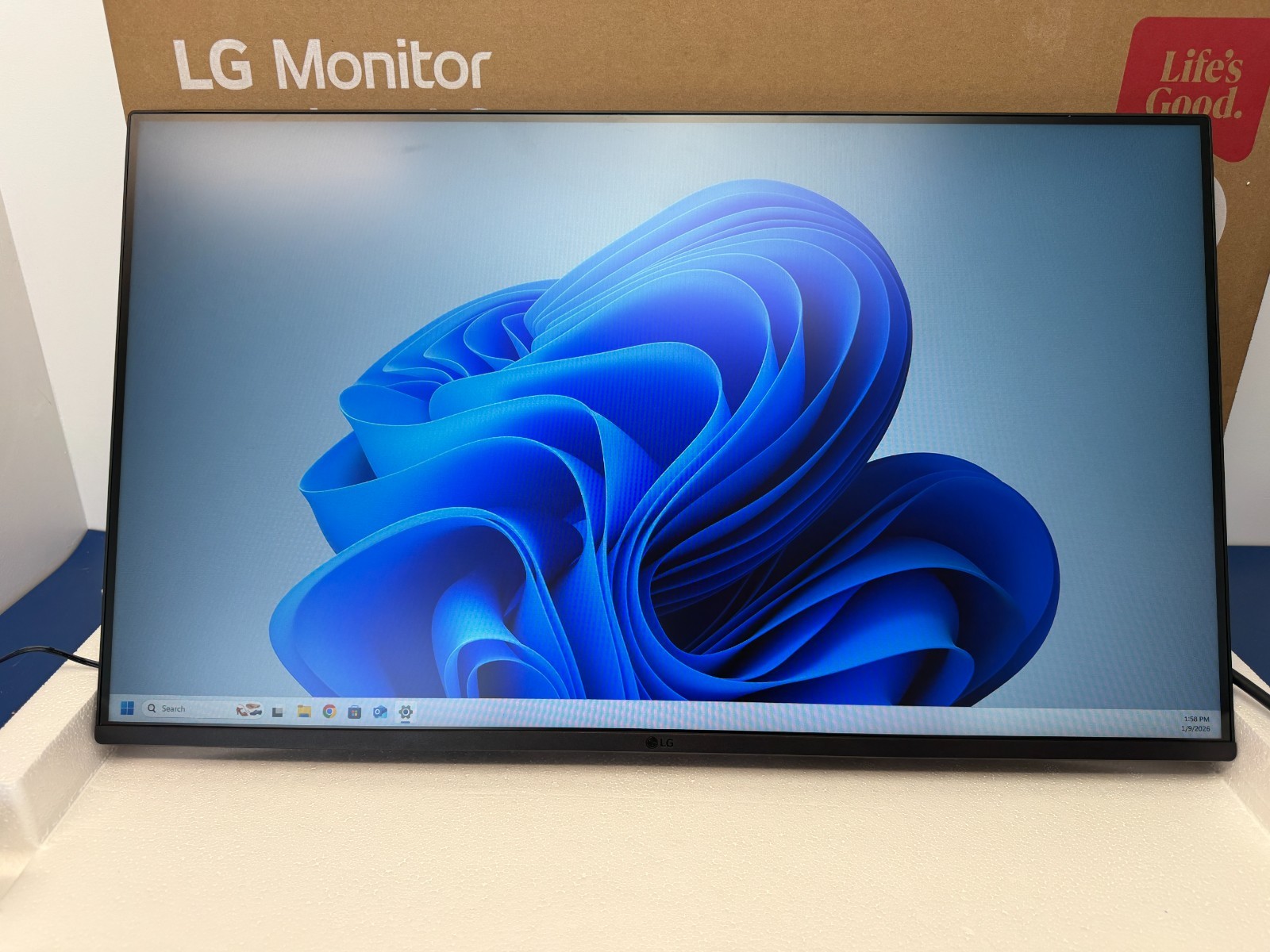 LG 27" FHD 120Hz 5ms GTG IPS LED FreeSync Gaming Monitor - Black 27U411A-B - Image 6
