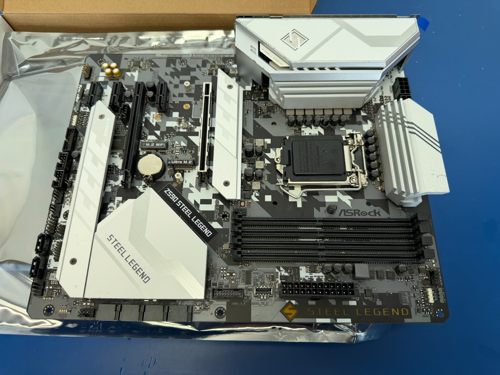 *READ*ASRock Z590 Steel Legend Motherboard ATX Intel Z590 LGA1200 DDR4 SATA3 M.2