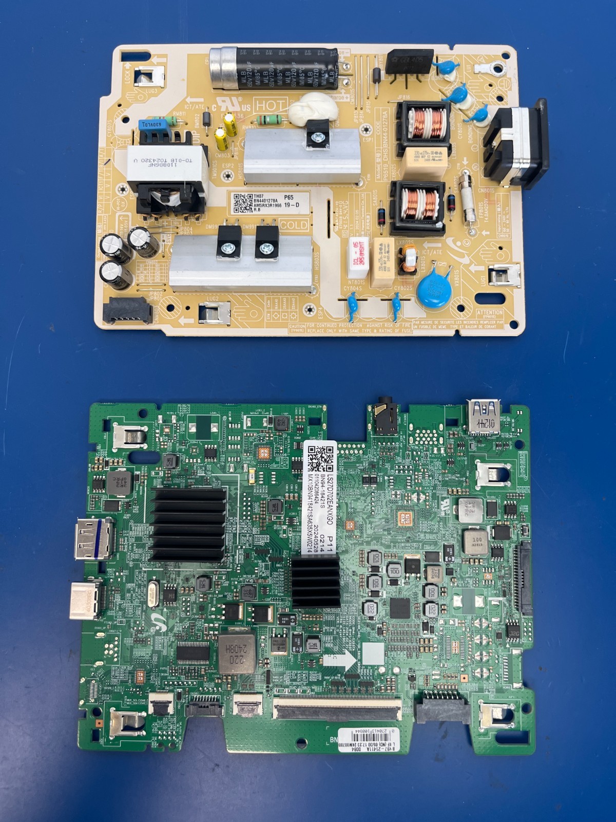 SAMSUNG S27D702EAN LS27D702EANXG0 S27D702EA MAIN BOARD + PSU