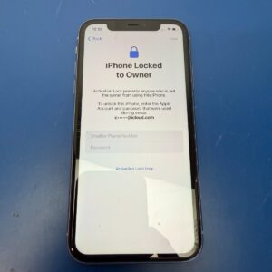 **READ** Apple iPhone 11 - 64 GB Purple sold for parts