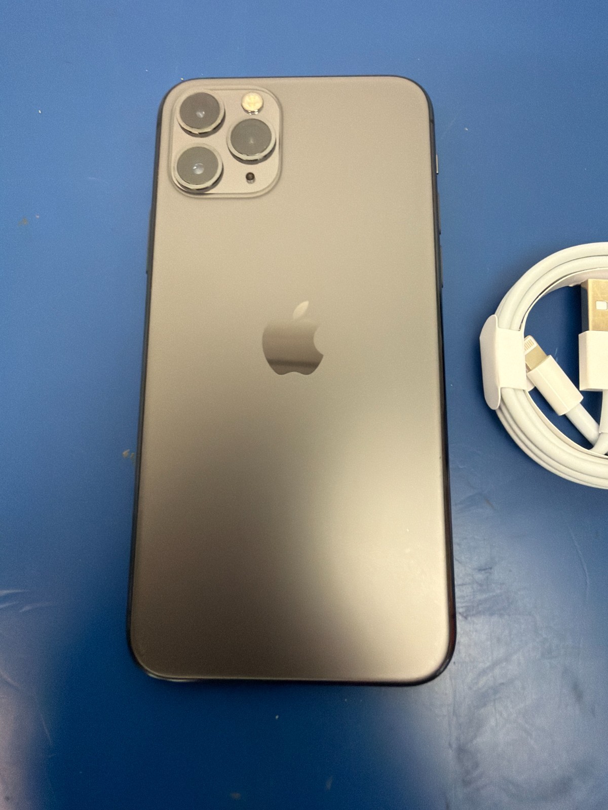 Apple iPhone 11 Pro - 64 GB - Space Grey (Unlocked) 100% battery health - Image 7