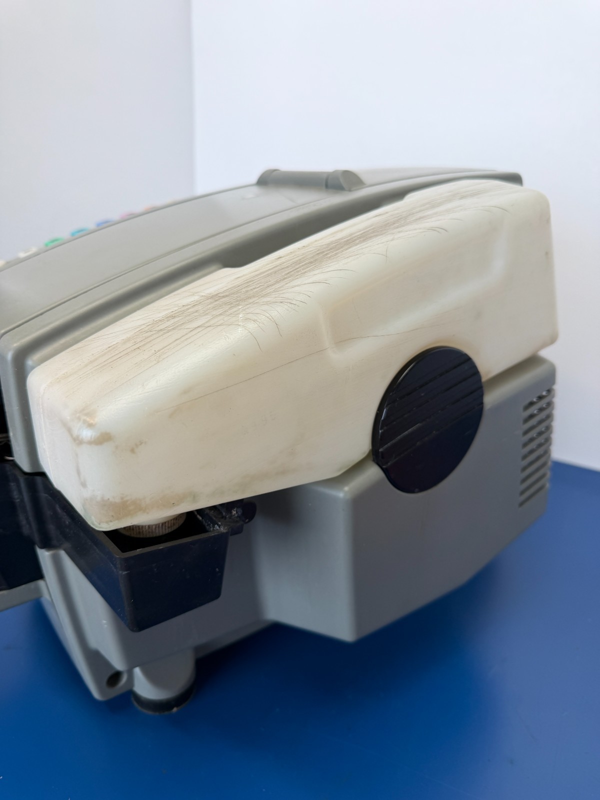 Better Pack 555eS Electric Water-Activated Tape Dispenser - Image 9