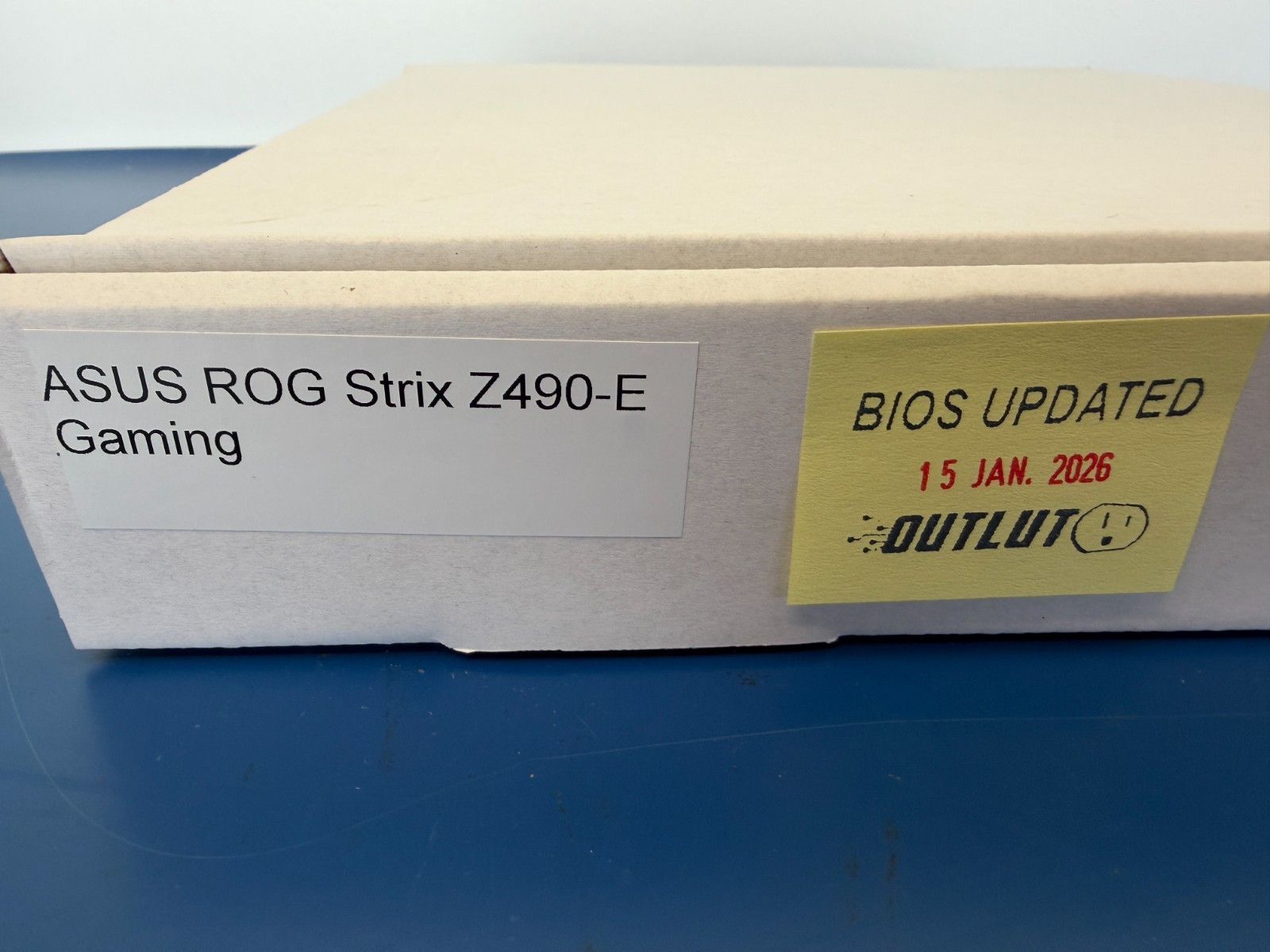 ASUS ROG Strix Z490-E Gaming WiFi 6 Intel 10th 11th Gen ATX LGA 1200 Motherboard - Image 2