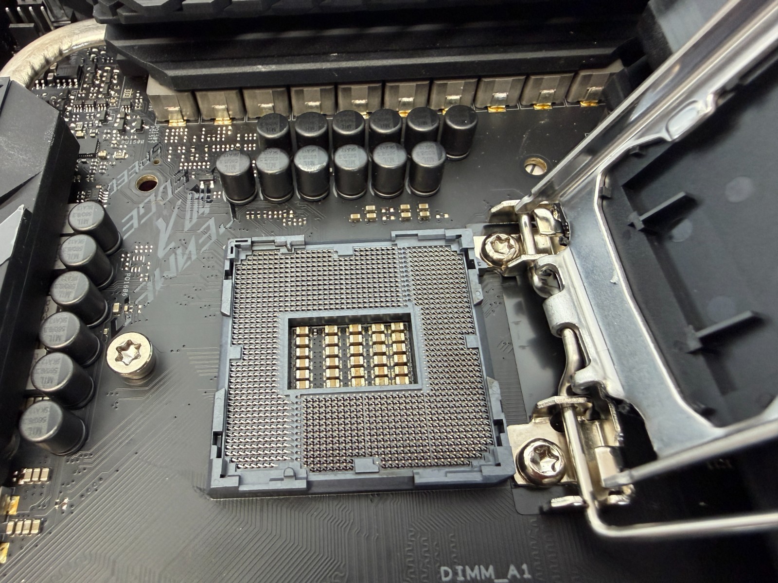 ASUS ROG Strix Z490-E Gaming WiFi 6 Intel 10th 11th Gen ATX LGA 1200 Motherboard - Image 9