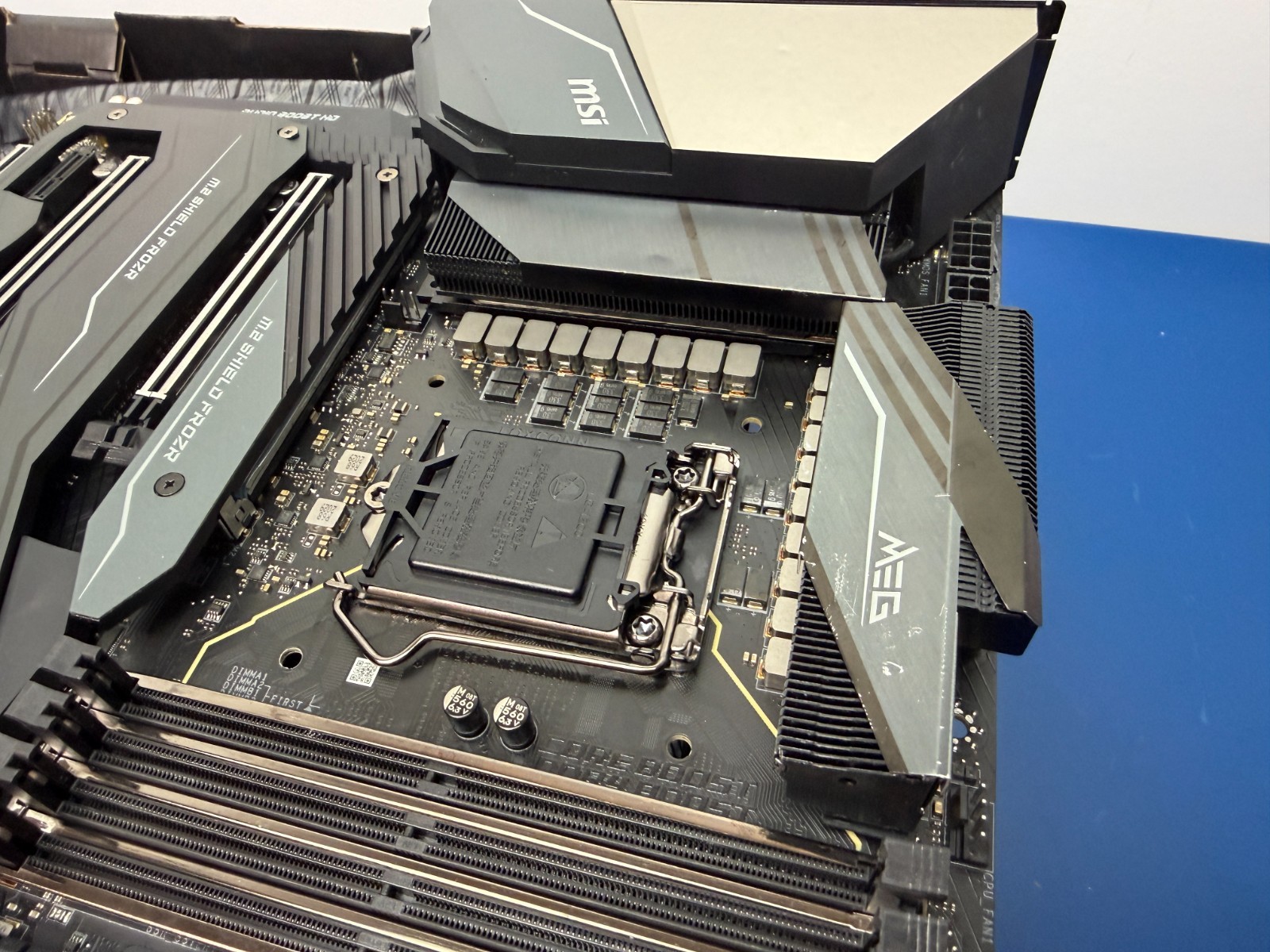 MSI MEG Z490 GODLIKE Motherboard Intel Z490 LGA 1200 DDR4 E-ATX M.2 Core USB 3.2 - Image 11