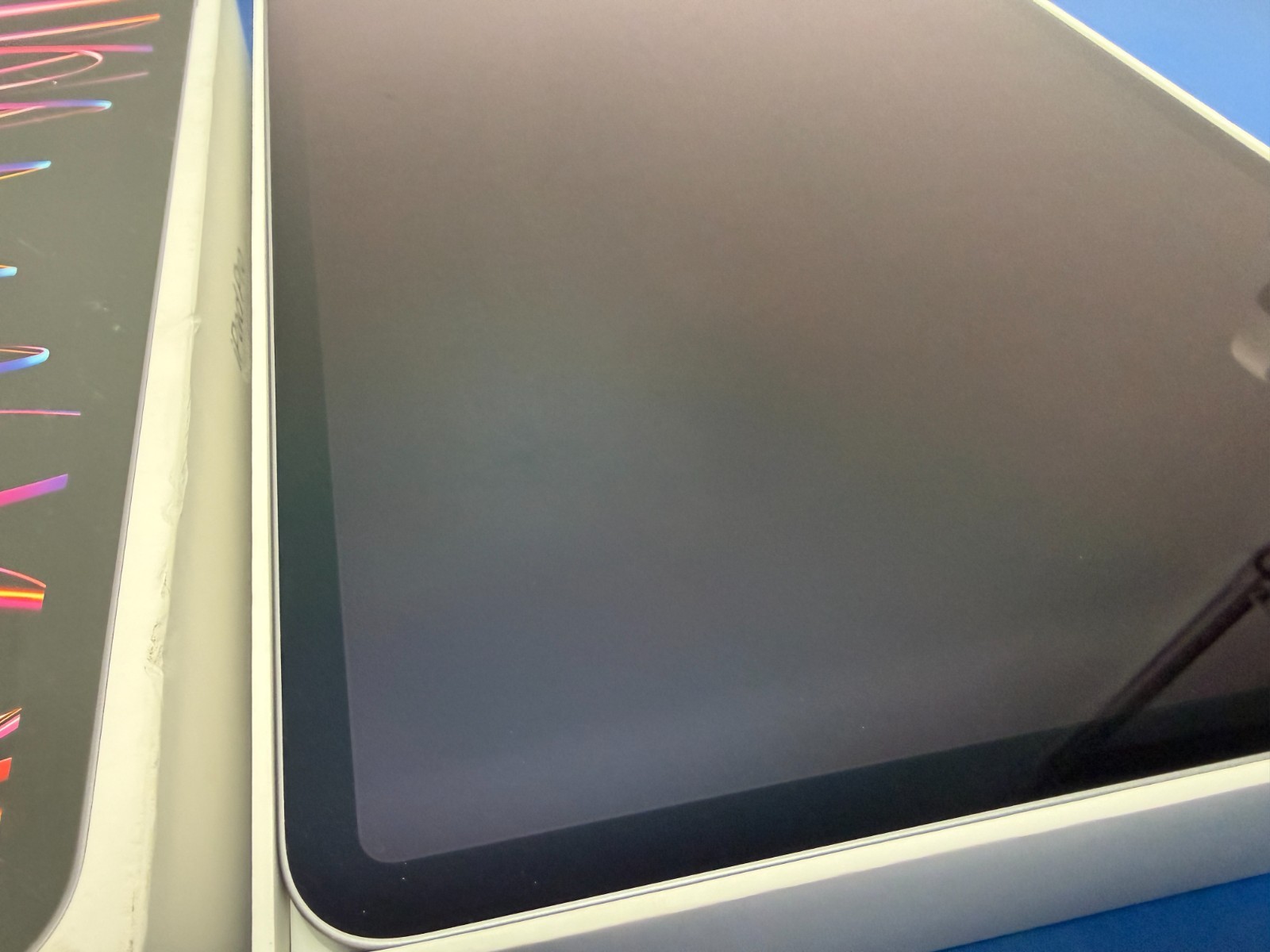 Apple iPad Pro 12.9" M2 6th Gen 128GB Space Gray Wi-Fi MNXP3VC/A - Image 4
