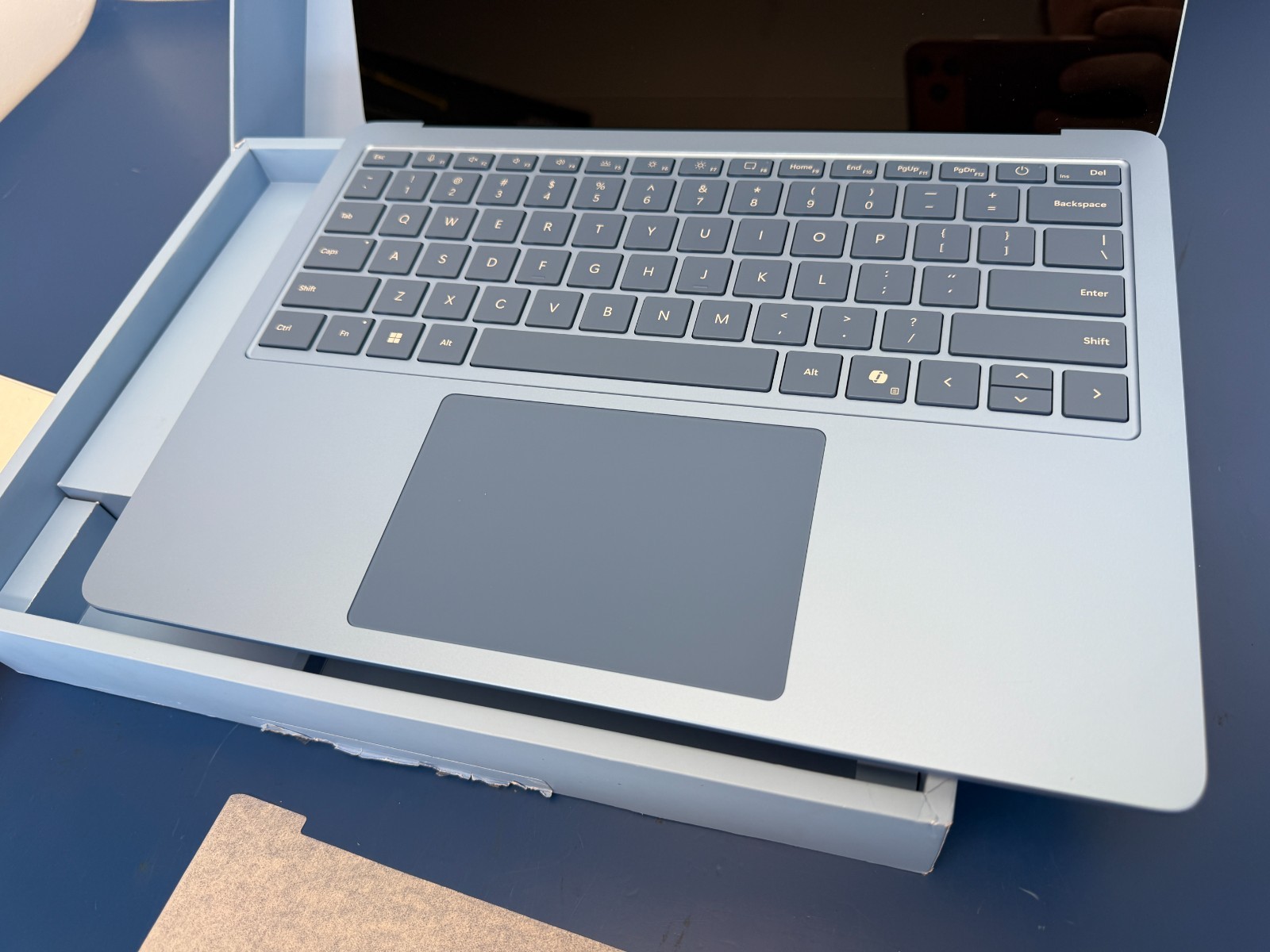 Microsoft Surface Laptop 7th Edition 2036 Snapdragon X Plus 16GB RAM 512GB SSD - Image 14