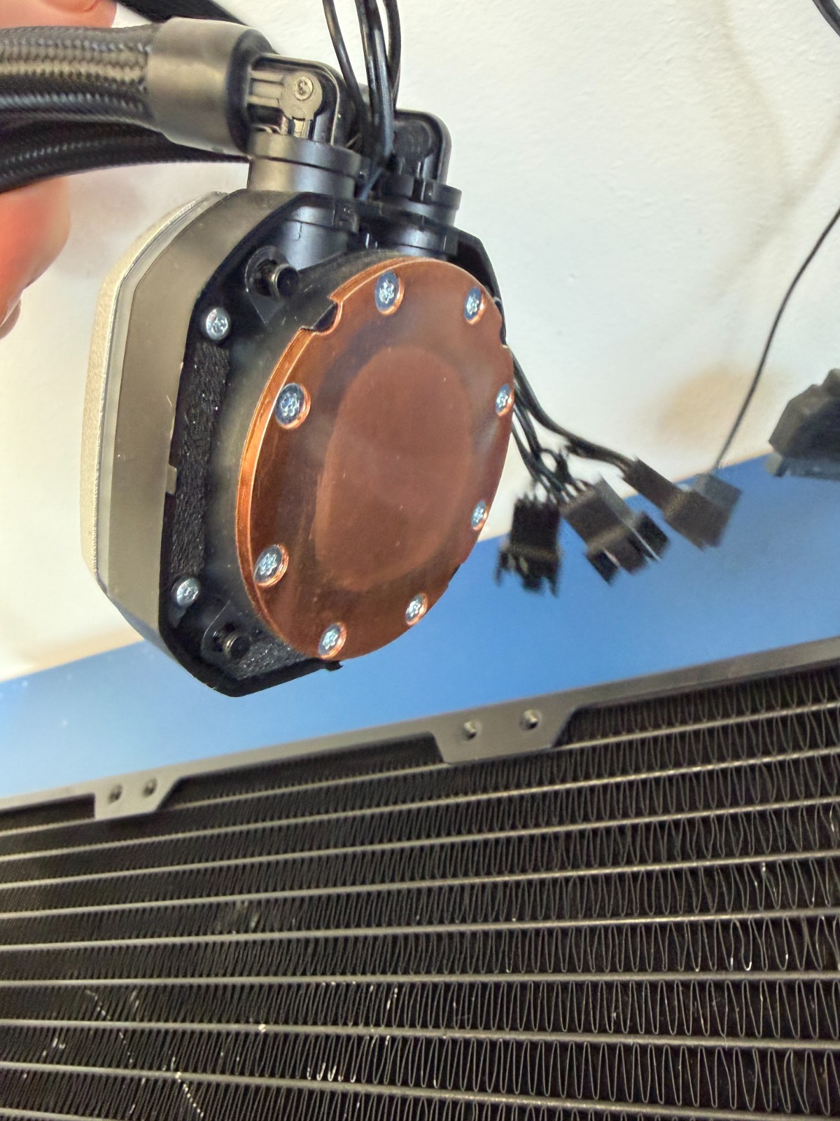 Corsair CW-9060031-WW Hydro Series H150i Pro RGB 360mm Liquid CPU Cooler - Image 5